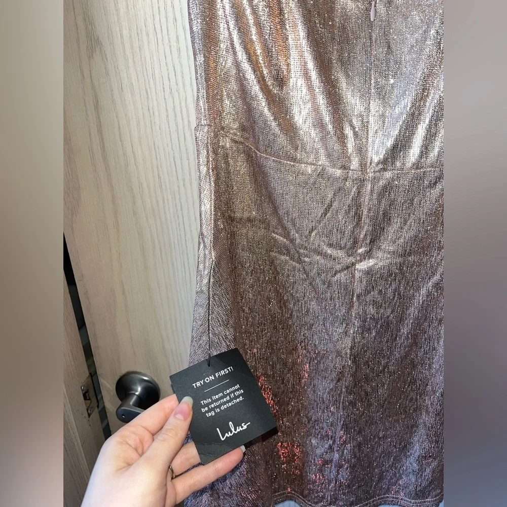 LULU’S- Gorgeously Glowing Shiny Rose Gold Mini Skater Dress - NWT - Picture 10 of 15